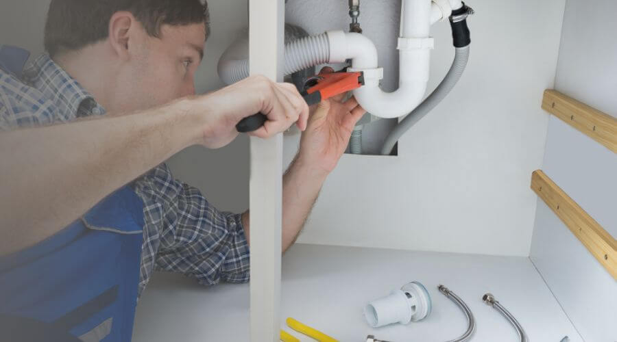Local tankless water heater installation in Edgard, LA